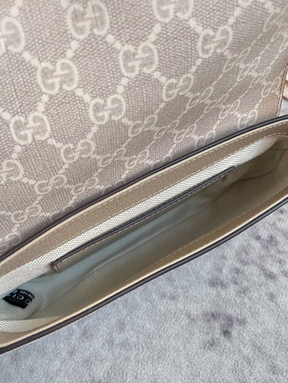 Gucci Ophidia Pochette White GG Canvas Crossbody-Beige - Picture 9 of 9